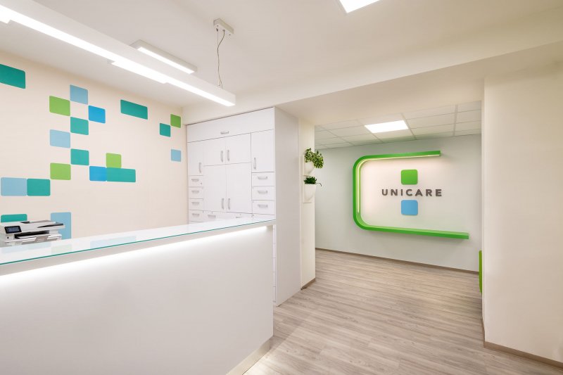 Kontakty - Unicare
