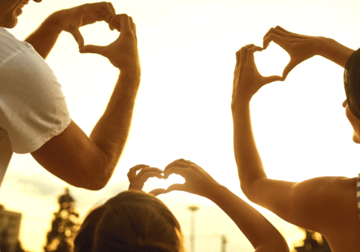 6 tpis for raising a happy healthy child