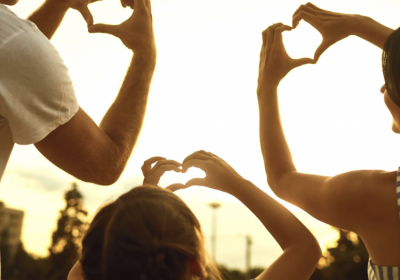 6 tpis for raising a happy healthy child